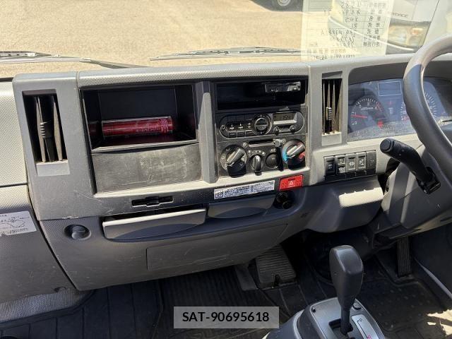 Isuzu ELF TRUCK 2019-08 7218029-14