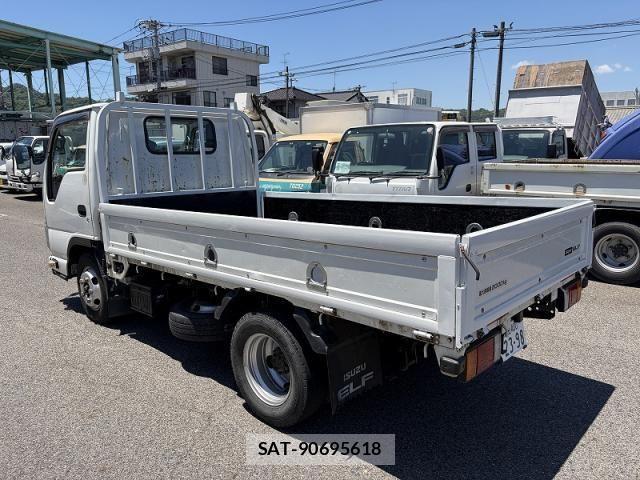 Isuzu ELF TRUCK 2019-08 7218029-2