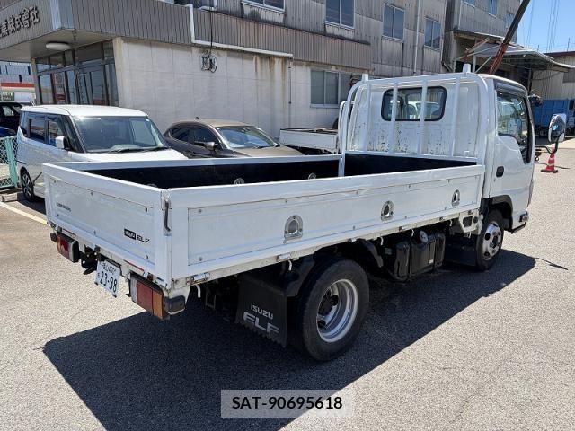 Isuzu ELF TRUCK 2019-08 7218029-3