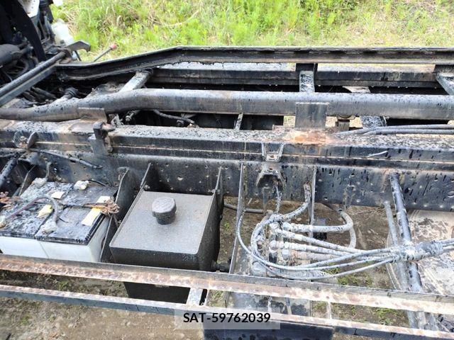 Isuzu ELF TRUCK 1997-03 7217937-18
