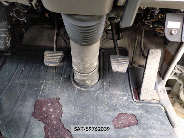 Isuzu ELF TRUCK 1997-03 7217937-8