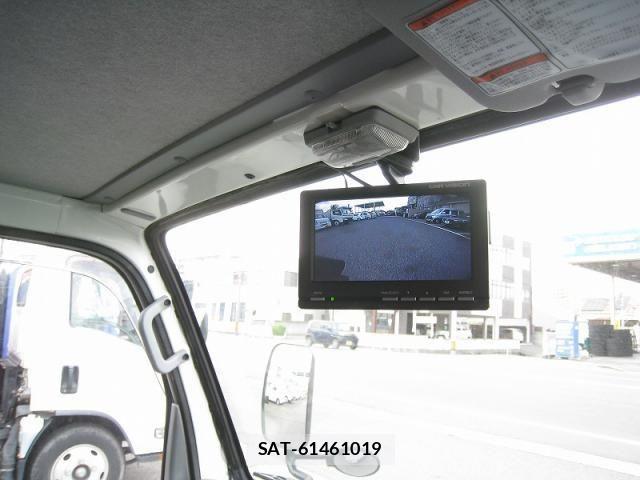 Isuzu ELF TRUCK 2014-01 7217958-11