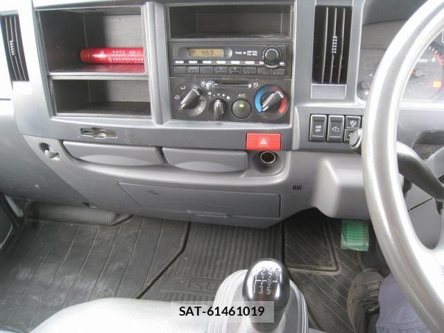 Isuzu ELF TRUCK 2014-01 7217958-14