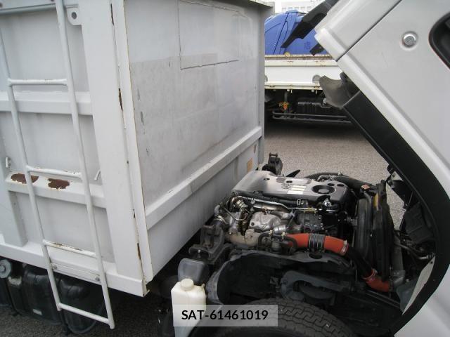 Isuzu ELF TRUCK 2014-01 7217958-21