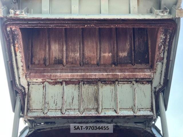 Isuzu ELF TRUCK 2017-10 7217981-14