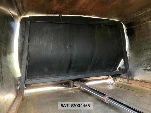 Isuzu ELF TRUCK 2017-10 7217981-16