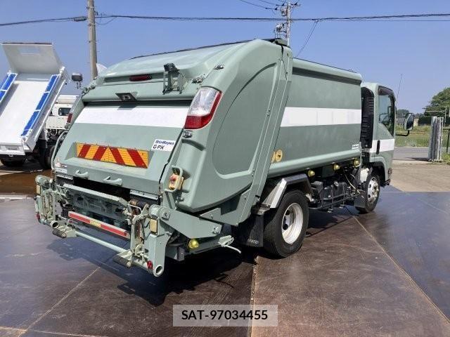 Isuzu ELF TRUCK 2017-10 7217981-3