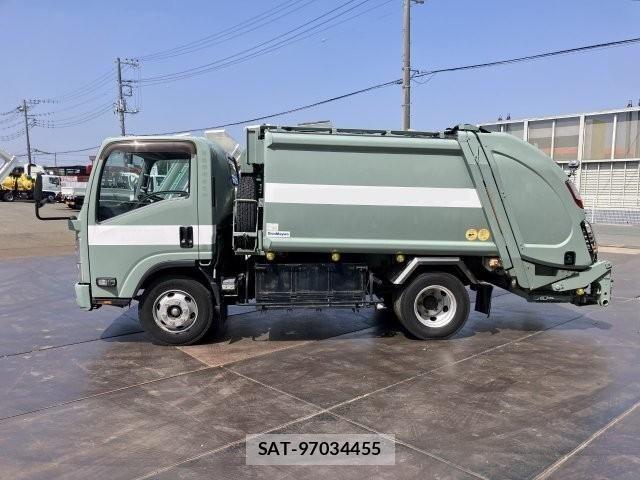 Isuzu ELF TRUCK 2017-10 7217981-4