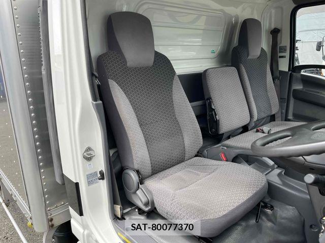 Isuzu ELF TRUCK 2018-02 7217988-19