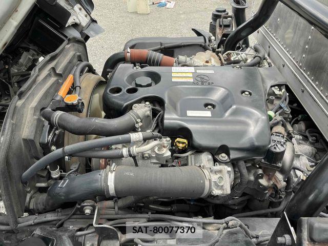 Isuzu ELF TRUCK 2018-02 7217988-25