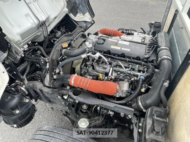 Isuzu ELF TRUCK 2021-03 7218037-27