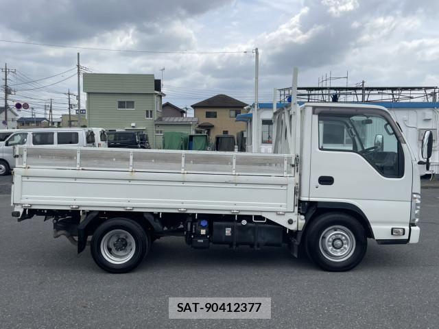 Isuzu ELF TRUCK 2021-03 7218037-3