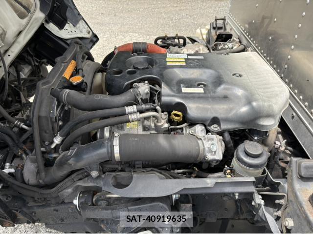 Isuzu ELF TRUCK 2012-05 7217954-29
