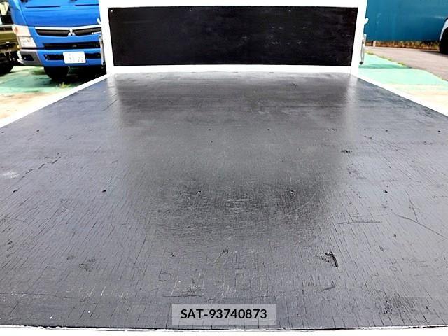 Isuzu ELF TRUCK 2017-11 7217982-11