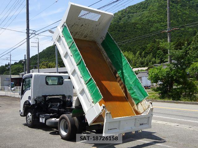 Isuzu ELF TRUCK 2025-01 7218058-1