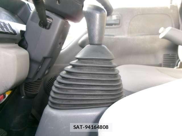 Isuzu ELF TRUCK 2014-08 7217965-9