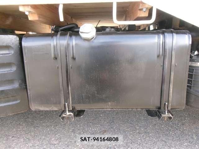 Isuzu ELF TRUCK 2014-08 7217965-29