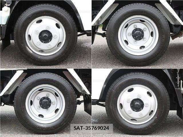 Isuzu ELF TRUCK 2018-01 7217985-18