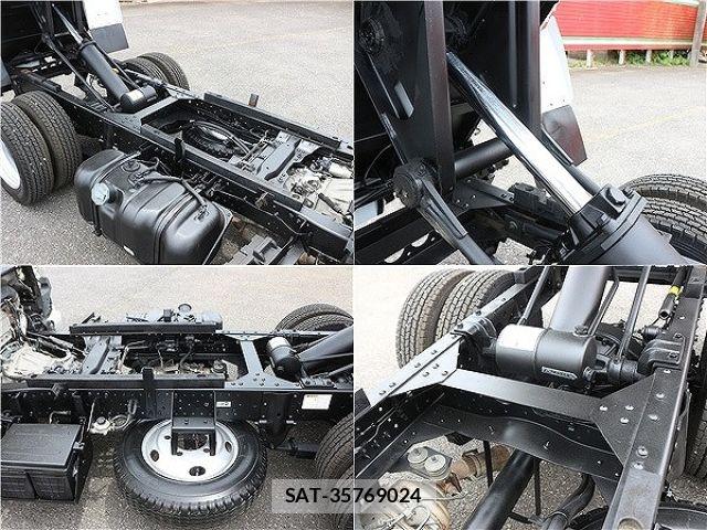 Isuzu ELF TRUCK 2018-01 7217985-8