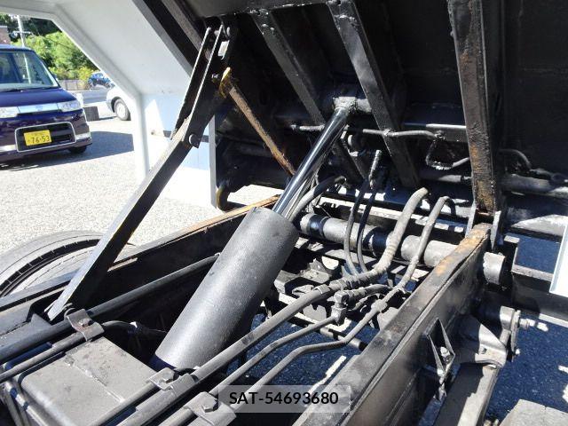 Isuzu ELF TRUCK 2010-03 7217941-10