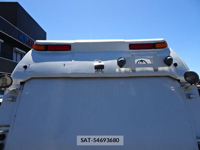Isuzu ELF TRUCK 2010-03 7217941-18