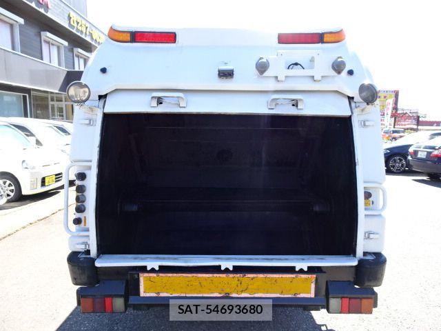 Isuzu ELF TRUCK 2010-03 7217941-3
