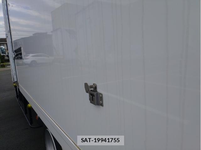 Isuzu ELF TRUCK 2025-02 7218056-10
