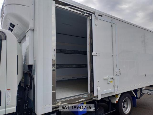 Isuzu ELF TRUCK 2025-02 7218056-13