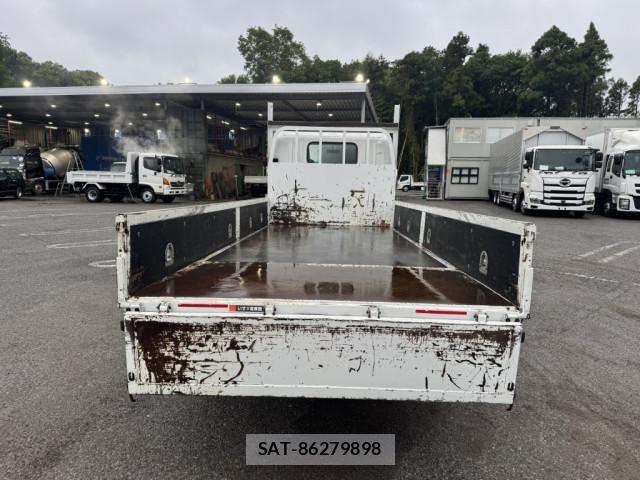 Isuzu ELF TRUCK 2018-02 7217984-9