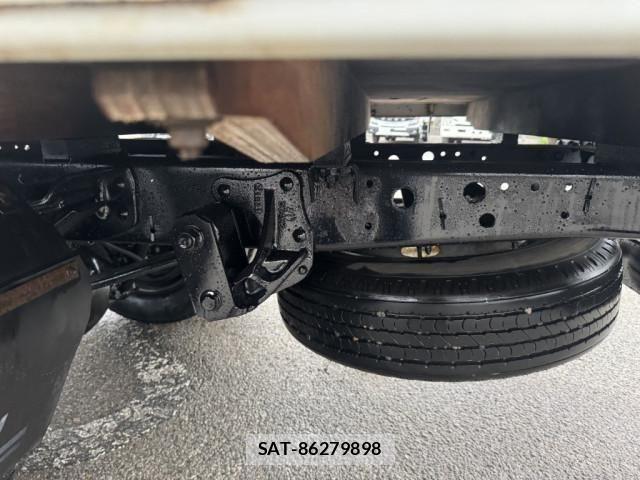 Isuzu ELF TRUCK 2018-02 7217984-16