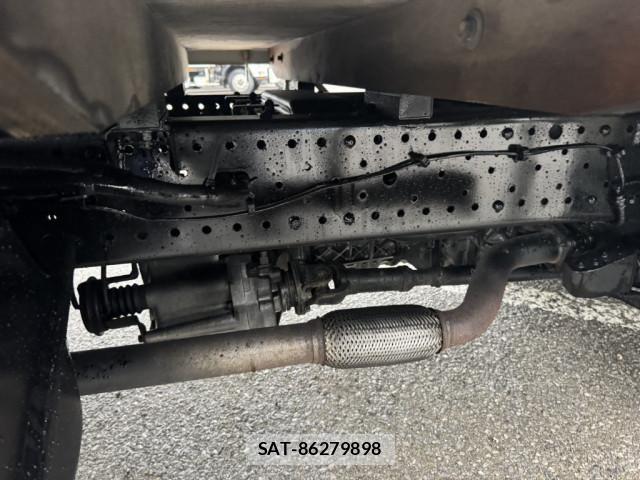 Isuzu ELF TRUCK 2018-02 7217984-18