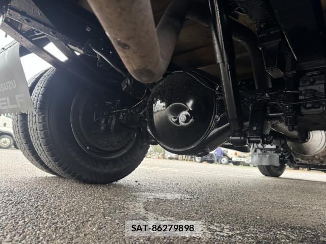 Isuzu ELF TRUCK 2018-02 7217984-19
