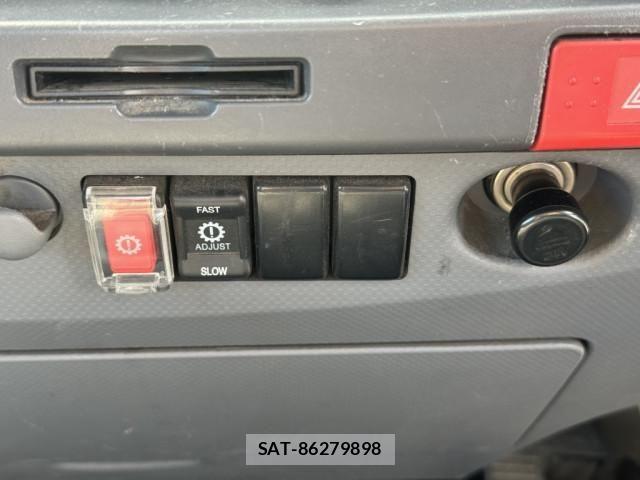 Isuzu ELF TRUCK 2018-02 7217984-27