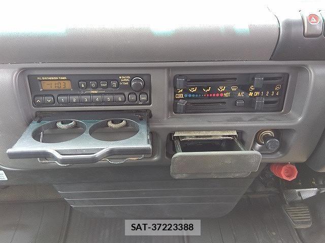 Isuzu ELF TRUCK 2002-03 7217935-12