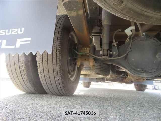 Isuzu ELF TRUCK 2019-03 7218024-18