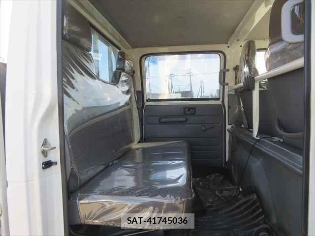 Isuzu ELF TRUCK 2019-03 7218024-24