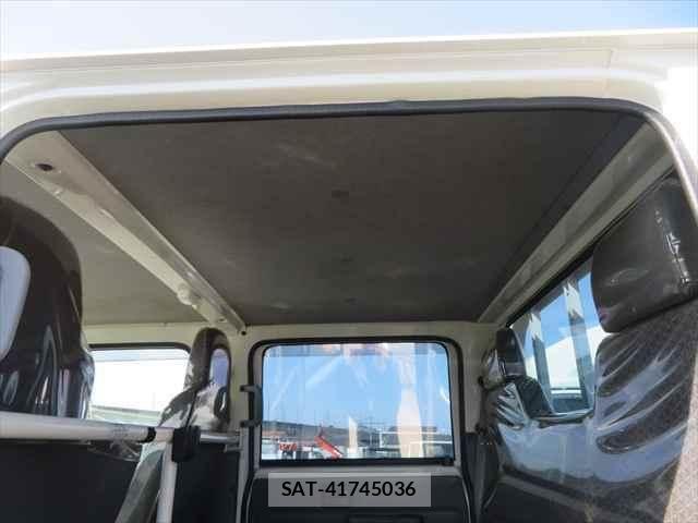 Isuzu ELF TRUCK 2019-03 7218024-25