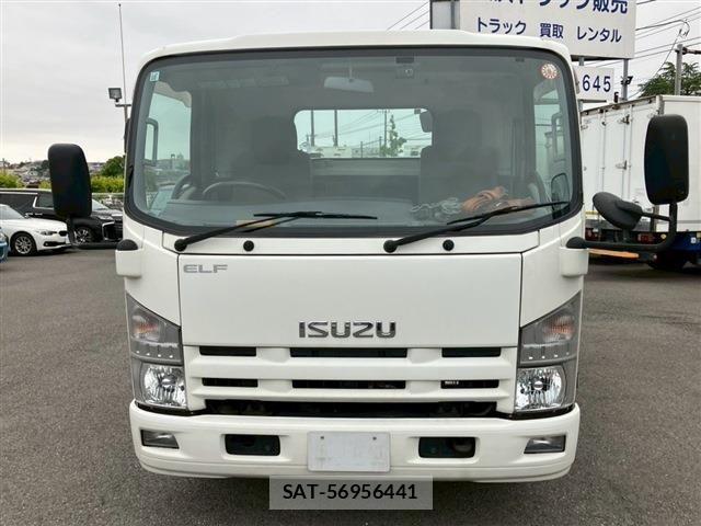 Isuzu ELF TRUCK 2014-10 7217968-1