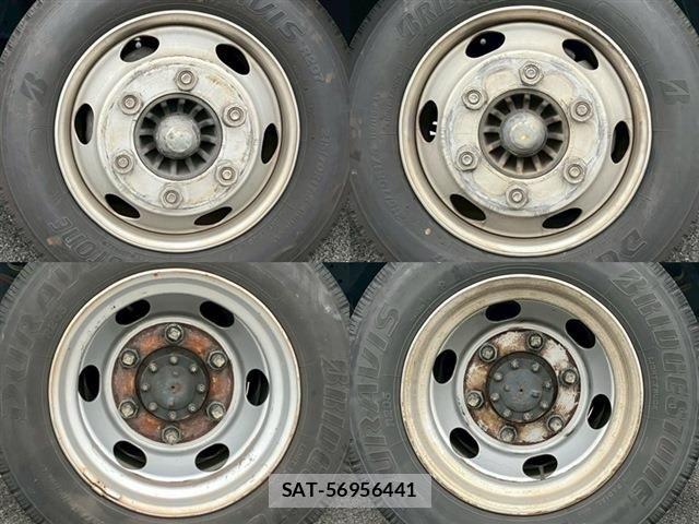 Isuzu ELF TRUCK 2014-10 7217968-28