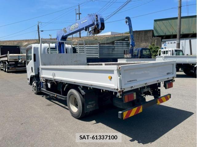 Isuzu ELF TRUCK 2014-07 7217957-3