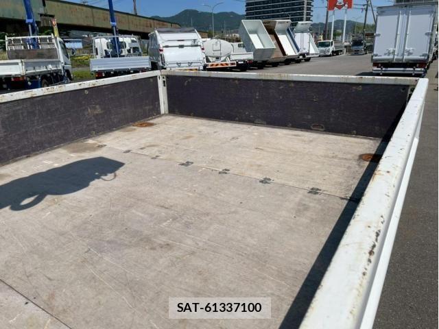 Isuzu ELF TRUCK 2014-07 7217957-8