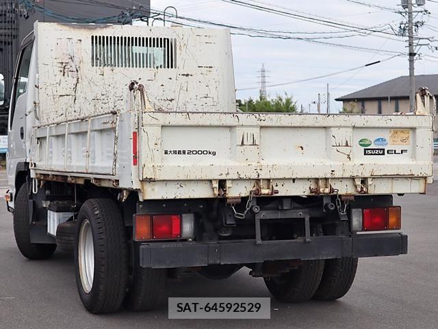 Isuzu ELF TRUCK 2016-10 7217969-1