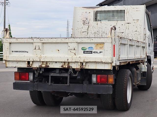 Isuzu ELF TRUCK 2016-10 7217969-2