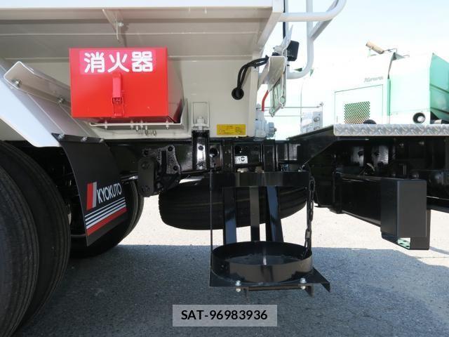 Isuzu ELF TRUCK 2025-05 7218062-16