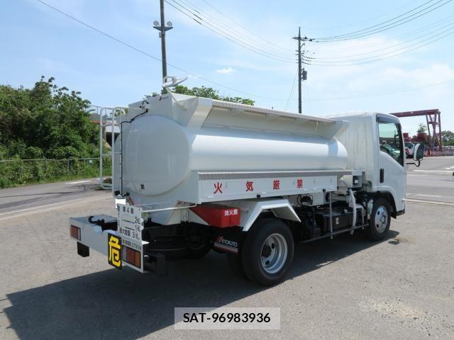 Isuzu ELF TRUCK 2025-05 7218062-3