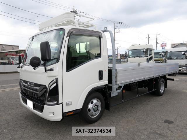Isuzu ELF TRUCK 2025-03 7218057-1