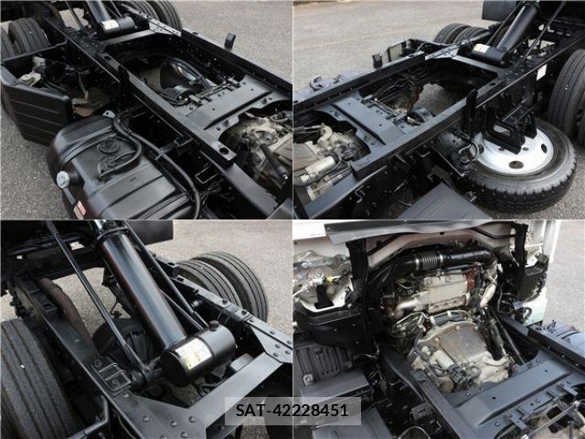Isuzu ELF TRUCK 2019-04 7218023-13