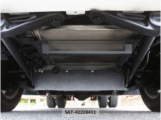 Isuzu ELF TRUCK 2019-04 7218023-26