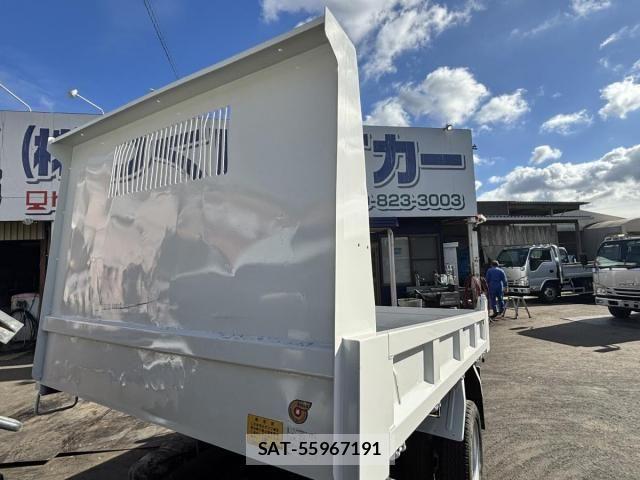 Isuzu ELF TRUCK 2017-03 7217977-17