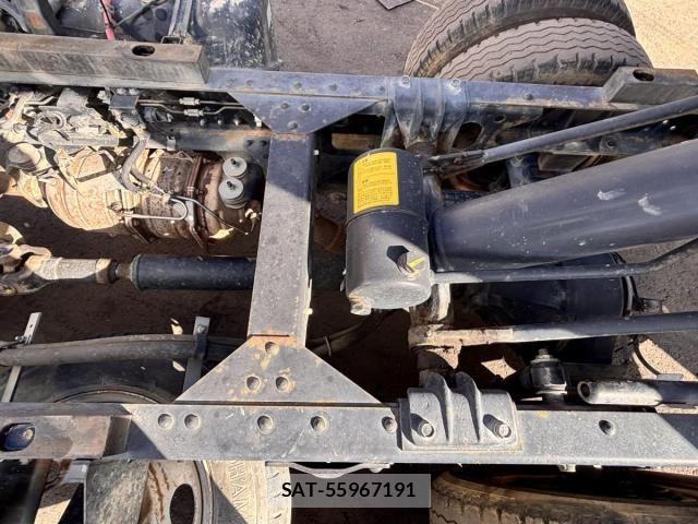 Isuzu ELF TRUCK 2017-03 7217977-24